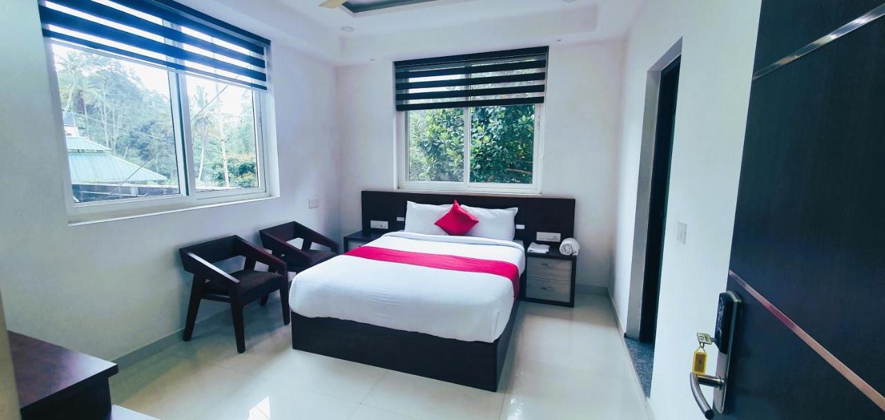 Dream Castle Hotell Munnar Exteriör bild